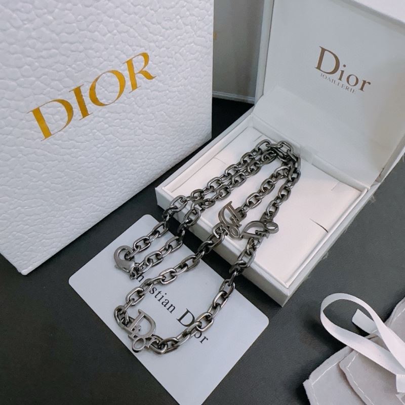 chr1st1an D10r necklaces